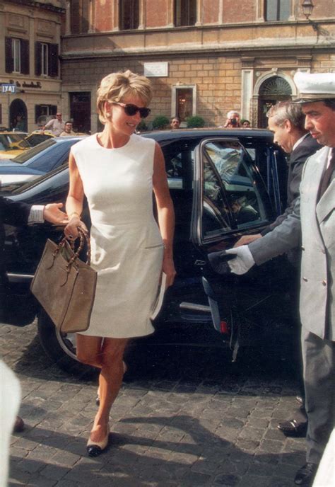 princess diana gucci.